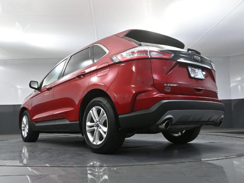 Used 2020 Ford Edge SEL w/ Cold Weather Package AWD/4WD image 39