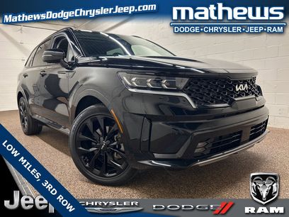 Used 2022 Kia Sorento SX