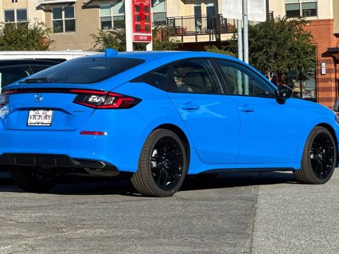 New 2025 Honda Civic Sport image 4