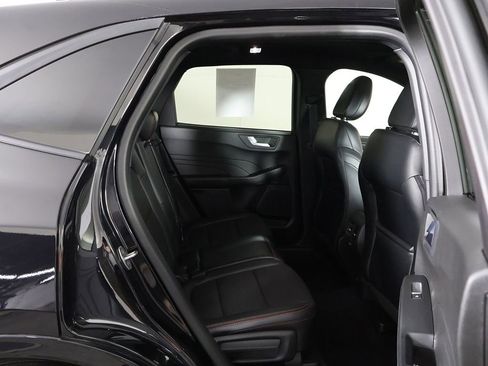 Used 2023 Ford Escape ST-Line w/ Tech Pack #1 AWD/4WD image 34