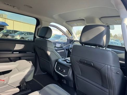 New 2026 Ford Expedition Max Active image 30