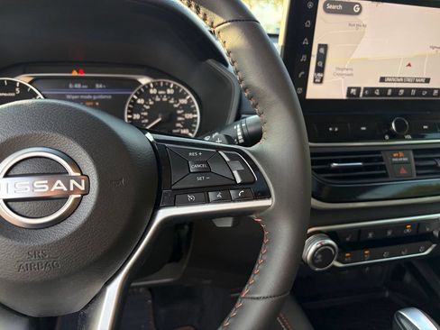Certified 2023 Nissan Altima 2.5 SR w/ SR Premium Package FWD image 19