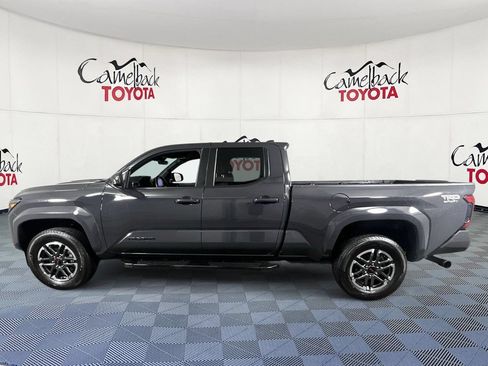 Used 2025 Toyota Tacoma TRD Sport RWD image 4