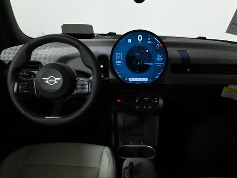 Used 2025 MINI Cooper S image 17