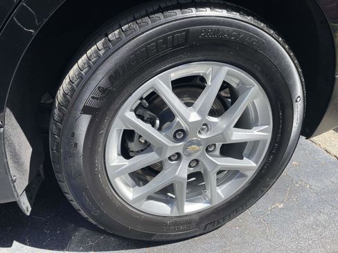 Used 2024 Chevrolet Equinox LT w/ LPO, Floor Liner Package image 7