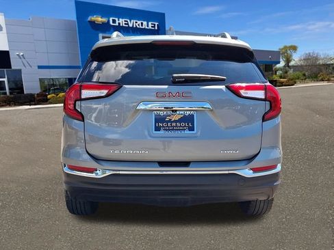 Used 2023 GMC Terrain SLT AWD/4WD image 25