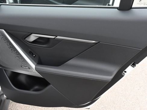 Used 2024 BMW 530i xDrive w/ Convenience Package image 19