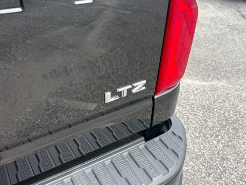 Certified 2021 Chevrolet Silverado 2500 LTZ w/ Carhartt Edition AWD/4WD image 12