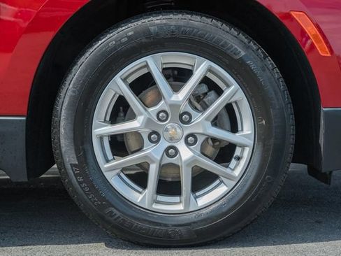 Used 2022 Chevrolet Equinox LT FWD image 23