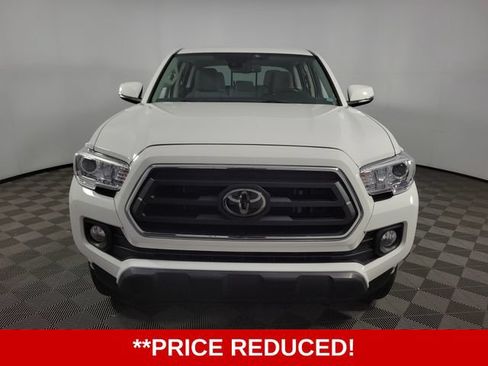 Used 2023 Toyota Tacoma SR5 w/ Technology Package RWD image 2