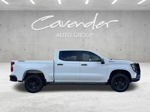 Used 2024 Chevrolet Silverado 1500 LT Trail Boss w/ Convenience Package II AWD/4WD image 21