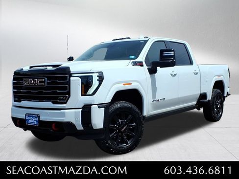 Used 2025 GMC Sierra 2500 AT4 w/ Technology Package AWD/4WD image 1