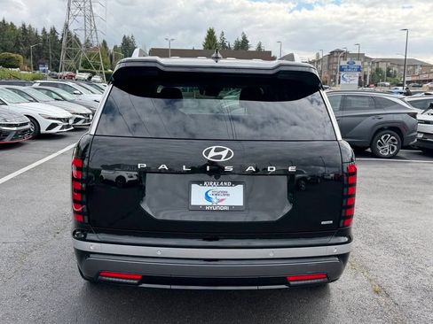 Certified 2026 Hyundai Palisade Limited AWD/4WD image 8
