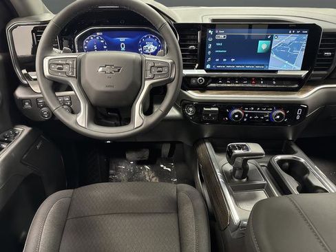 New 2026 Chevrolet Silverado 1500 LT Trail Boss w/ Safety Package image 5