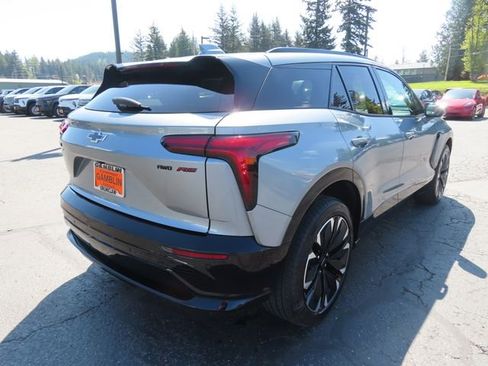 Used 2025 Chevrolet Blazer EV RS AWD/4WD image 8