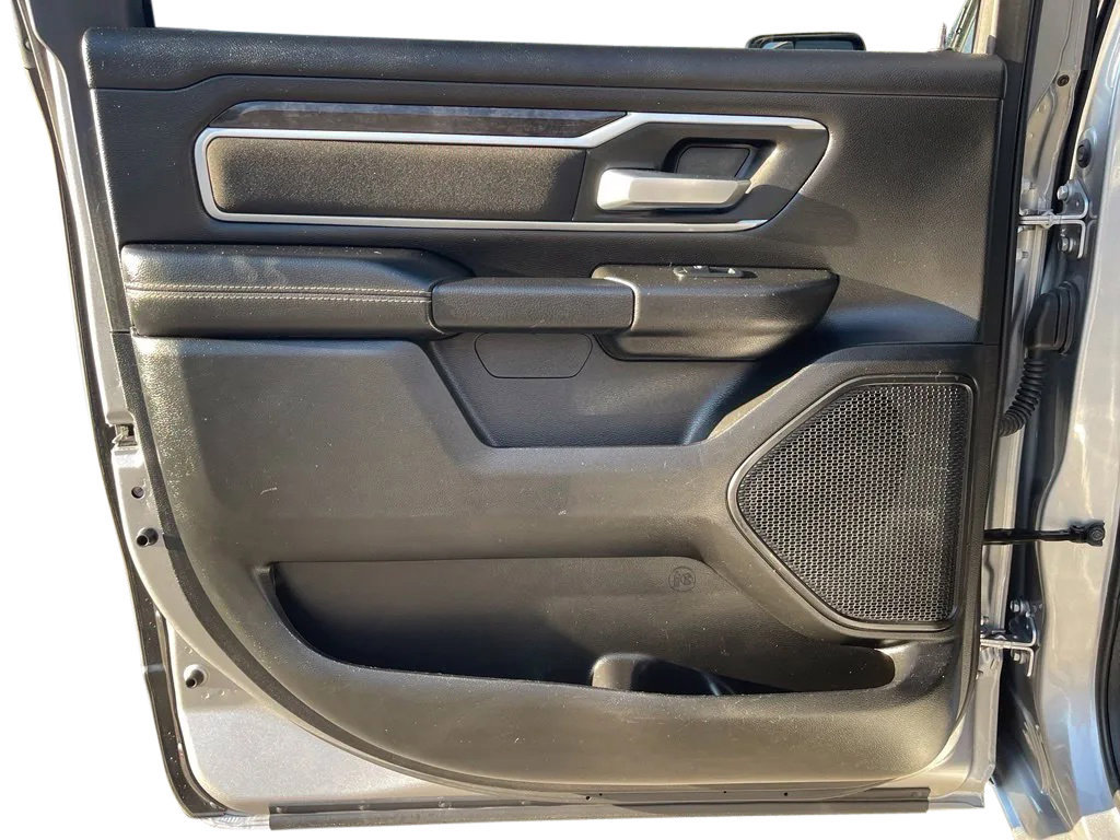 Used 2023 RAM 1500 Big Horn AWD/4WD image 16