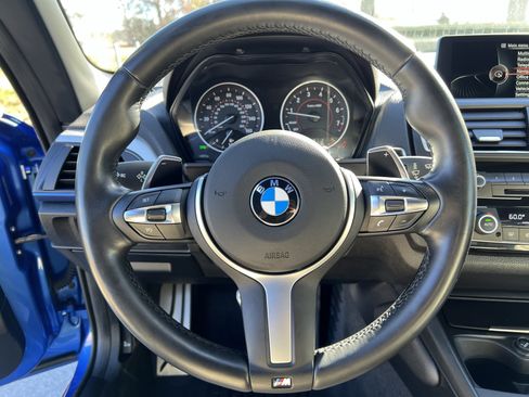 Used 2016 BMW M235i Convertible image 18