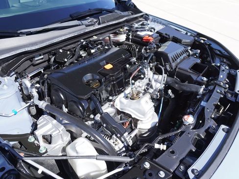 Used 2022 Honda Civic Sport image 4