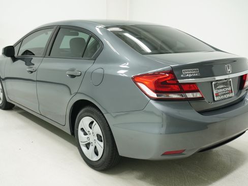 Used 2013 Honda Civic LX image 6