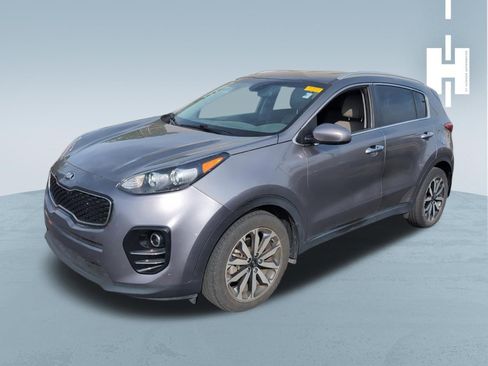 Used 2017 Kia Sportage EX image 3