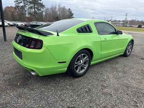 Used 2014 Ford Mustang Premium image 13