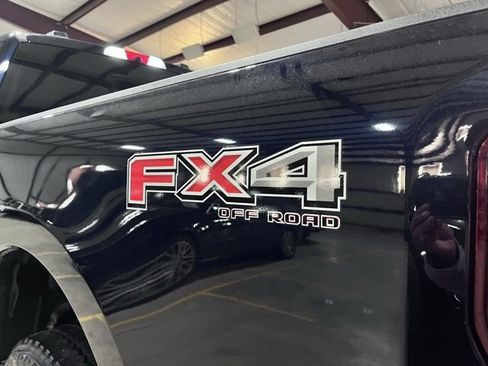 Used 2025 Ford F250 King Ranch w/ FX4 Off-Road Package image 33