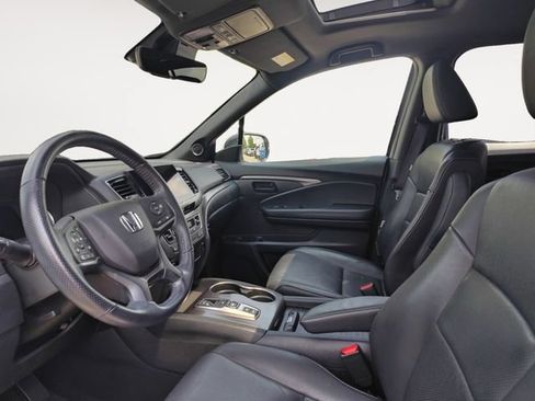 Used 2023 Honda Passport EX-L image 9