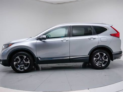 Used 2018 Honda CR-V Touring image 18