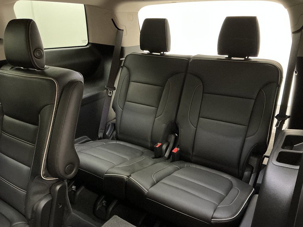 Used 2018 GMC Acadia Denali AWD/4WD image 30