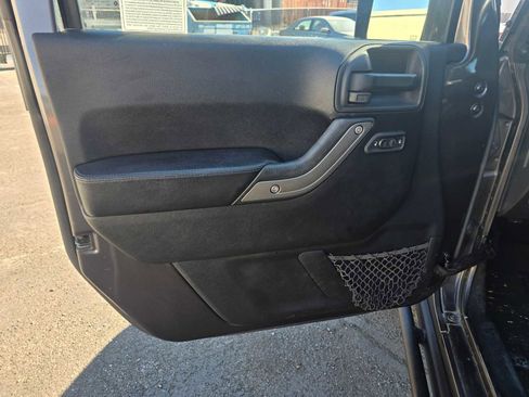 Used 2016 Jeep Wrangler Black Bear image 21