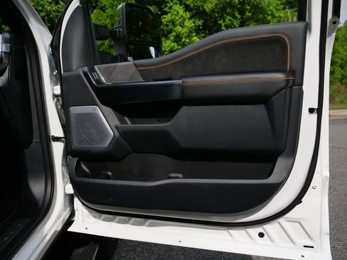 Used 2024 Ford F250 Platinum AWD/4WD image 44