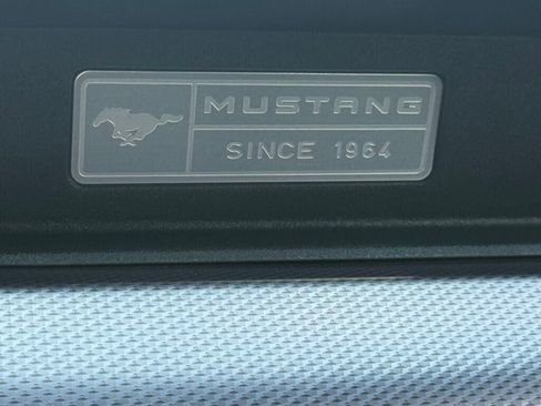 Used 2016 Ford Mustang Coupe RWD image 33