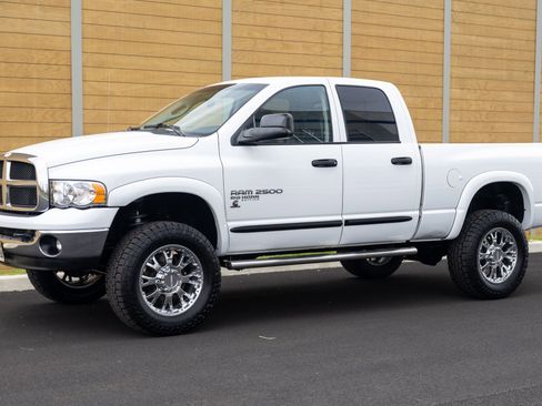 Used 2005 Dodge Ram 2500 Truck SLT w/ Quad Cab Big Horn Value Group image 8