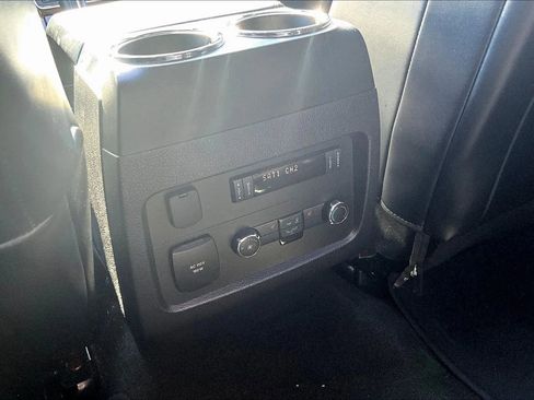 Used 2016 Lincoln Navigator Select image 25