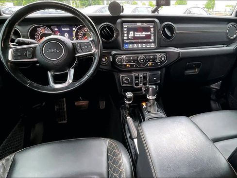 Used 2021 Jeep Wrangler Unlimited Sahara AWD/4WD image 15