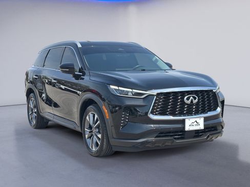 Used 2023 INFINITI QX60 Luxe image 10