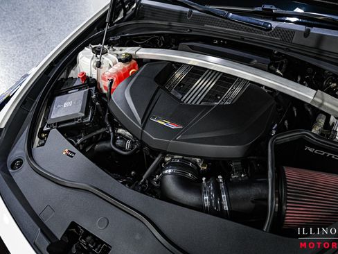 Used 2018 Cadillac CTS V w/ Carbon Fiber Package RWD image 43