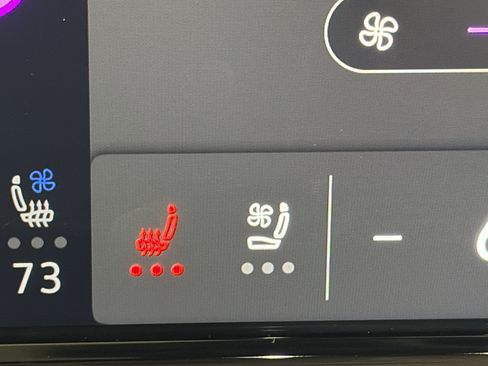 Used 2025 Volkswagen Atlas Cross Sport SEL Premium R-Line image 27