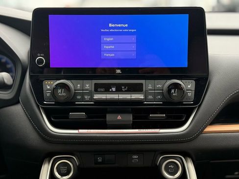 Certified 2025 Toyota Grand Highlander AWD image 30