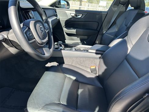 Used 2024 Volvo S60 B5 Core image 11