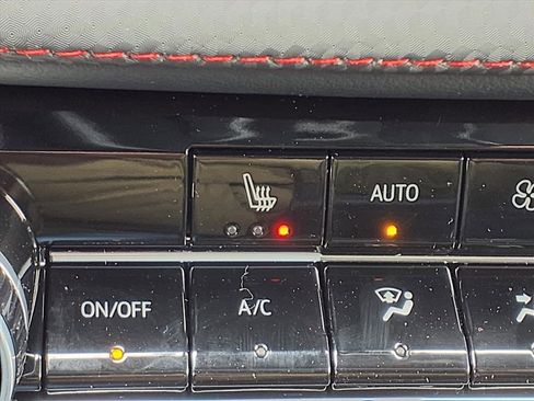 New 2026 Chevrolet Equinox RS image 14