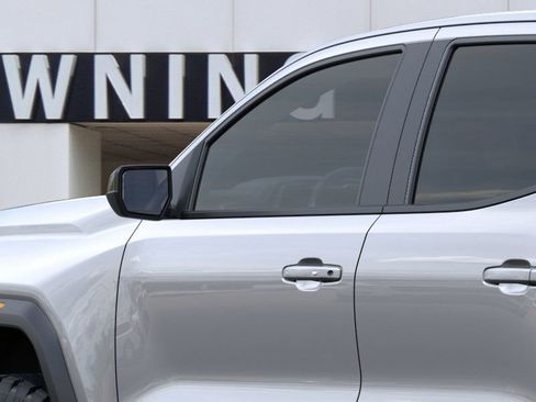 New 2026 GMC Canyon Elevation w/ Convenience Package image 12