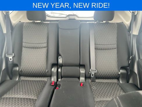 Used 2017 Nissan Rogue S image 14