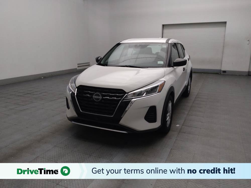 Used 2023 Nissan Kicks S FWD image 1