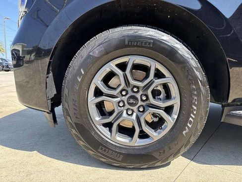 Certified 2025 Ford Expedition Active RWD image 5