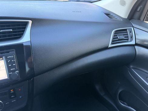Used 2016 Nissan Sentra SL image 26