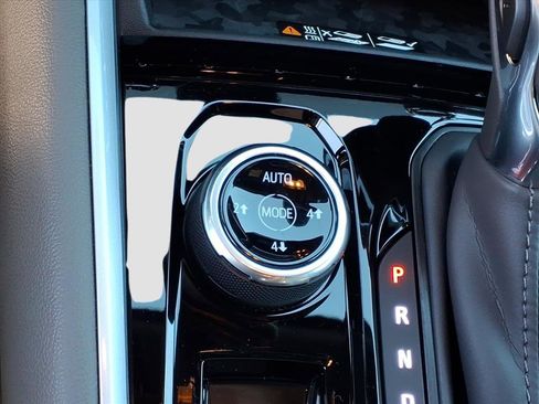 Used 2025 Chevrolet Colorado ZR2 w/ Technology Package image 22