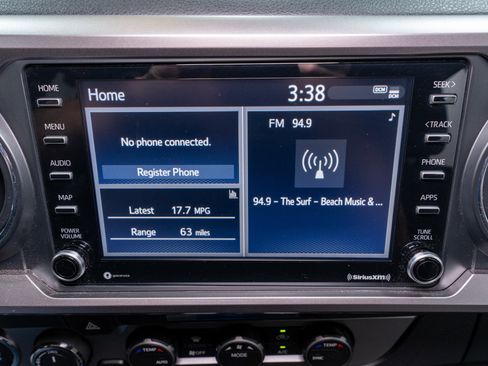 Used 2023 Toyota Tacoma SR5 w/ Technology Package image 17