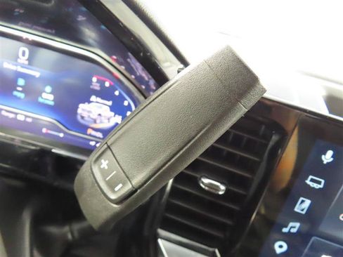 Used 2025 Chevrolet Silverado 2500 LT AWD/4WD image 23