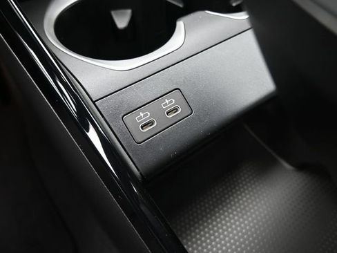 New 2026 BMW X2 xDrive28i image 3